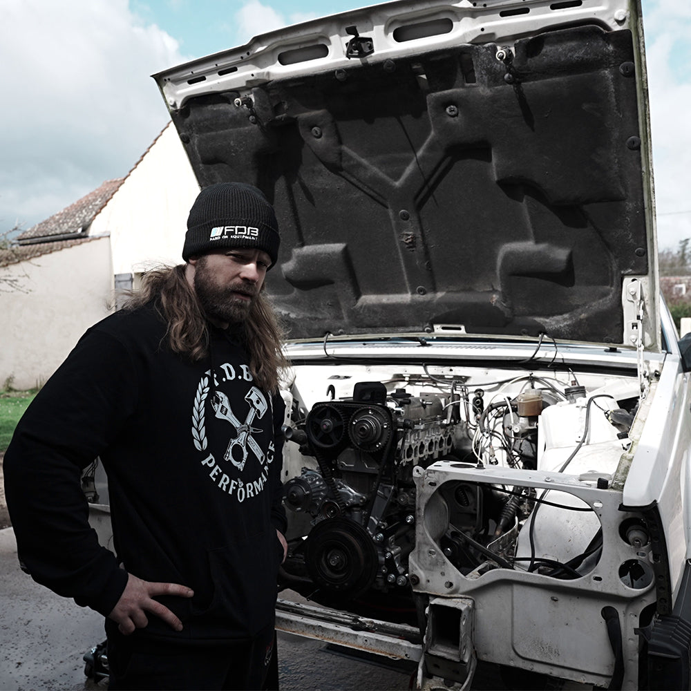 BONNET HARD ON EQUIPMENT SWED